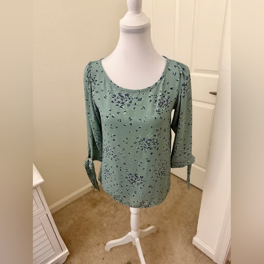 Floral Green Women's Top